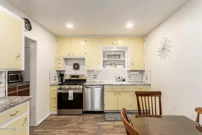 1501 N Cloverland Avenue, Tucson, AZ 85712 - Photo 11