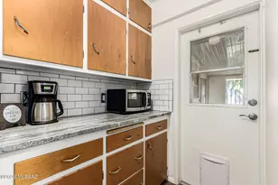 1501 N Cloverland Ave, Tucson, AZ 85712 - Photo 11