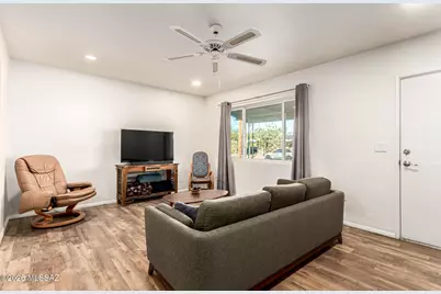 1501 N Cloverland Avenue, Tucson, AZ 85712 - Photo 3