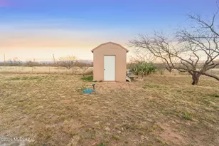 5230 E Pioneer Ln, Hereford, AZ 85615 - Photo 37