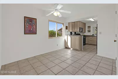 9516 N Blackbird Place, Tucson, AZ 85742 - Photo 17