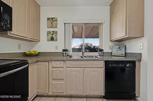 9516 N Blackbird Pl, Tucson, AZ 85742 - Photo 15