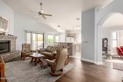 11700 N Skywire Way, Tucson, AZ 85737 - Photo 15