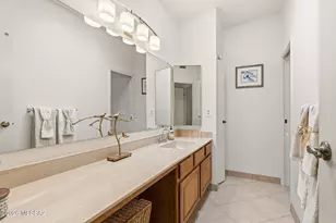 679 W Sunlight Ln, Tucson, AZ 85704 - Photo 17