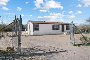 9876 S Cactus Apple Ln, Tucson, AZ 85756 - Photo 19