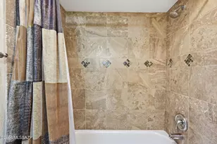 8614 E Pembrook Dr, Tucson, AZ 85715 - Photo 27