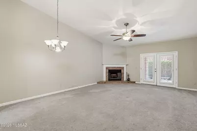 8614 E Pembrook Drive, Tucson, AZ 85715 - Photo 13