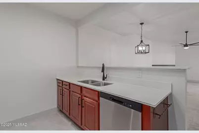 6255 N Camino Pimeria Alta Apt#14, Tucson, AZ 85718 - Photo 13