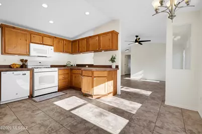 16086 N Forecastle Avenue, Tucson, AZ 85739 - Photo 9