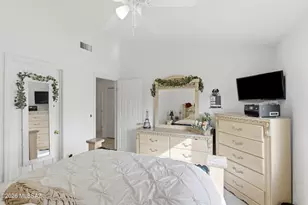 10605 E Heartleaf Willow Dr, Tucson, AZ 85747 - Photo 23