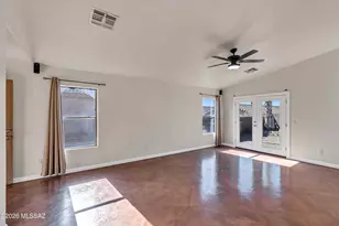 11371 N Flat Granite Dr, Tucson, AZ 85737 - Photo 13