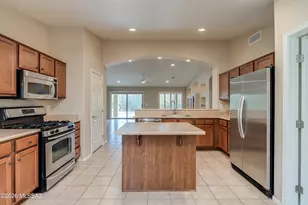 1986 E Orinda Ln, Green Valley, AZ 85614 - Photo 17