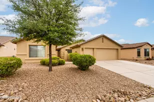 1986 E Orinda Ln, Green Valley, AZ 85614 - Photo 3