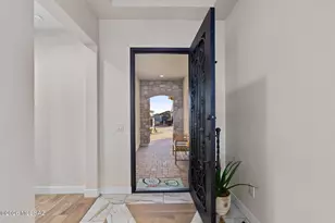 61868 E Travertine St, Oracle, AZ 85623 - Photo 7