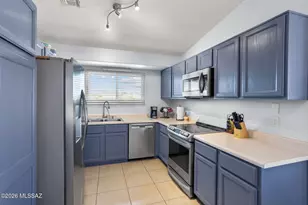 3822 S Desert Lake Dr, Tucson, AZ 85730 - Photo 15