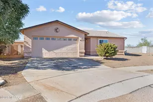 3822 S Desert Lake Dr, Tucson, AZ 85730 - Photo 1