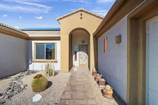 2020 W Cactus Run Dr, Green Valley, AZ 85622 - Photo 5