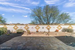 2020 W Cactus Run Dr, Green Valley, AZ 85622 - Photo 43
