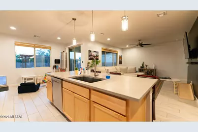 10381 E Painted Turtle Lane, Tucson, AZ 85747 - Photo 5