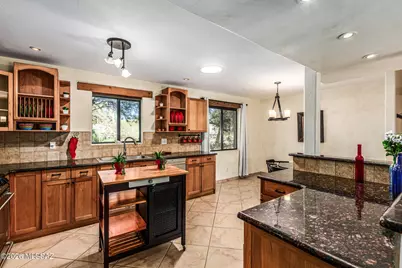 2300 W Sunkist Road, Tucson, AZ 85755 - Photo 11