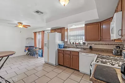 7041 E Calle Pegaso, Tucson, AZ 85710 - Photo 7