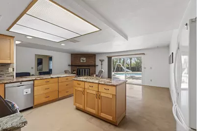 11200 E Calle Vaqueros, Tucson, AZ 85749 - Photo 9