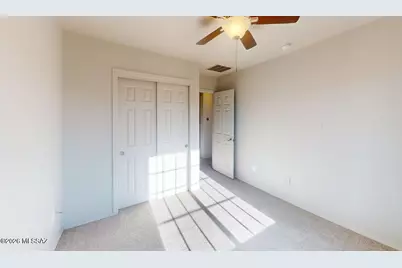 8007 S Dolphin Way, Tucson, AZ 85756 - Photo 15