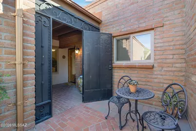 5790 E Cochise Trail, Tucson, AZ 85750 - Photo 3