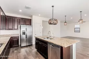 17321 S Nicholas Falls Dr, Vail, AZ 85641 - Photo 3