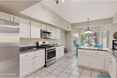 11137 N Par Drive, Oro Valley, AZ 85737 - Photo 13