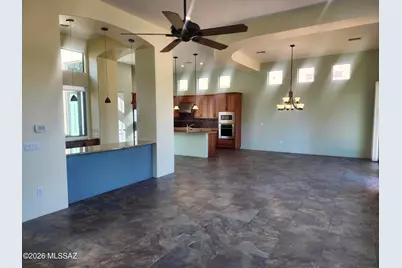 12332 N Sunrise Shadow Drive, Marana, AZ 85658 - Photo 9