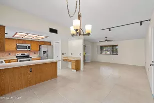 1780 W Placita Del Gatito, Green Valley, AZ 85622 - Photo 9