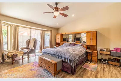 1743 N Oak Hill Lane, Green Valley, AZ 85614 - Photo 11