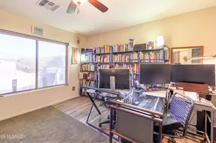 1743 N Oak Hill Ln, Green Valley, AZ 85614 - Photo 17