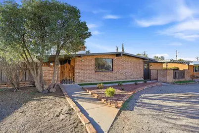 6814 E Koralee Street, Tucson, AZ 85710 - Photo 1