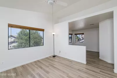 9151 N Eaglestone Loop, Tucson, AZ 85742 - Photo 17