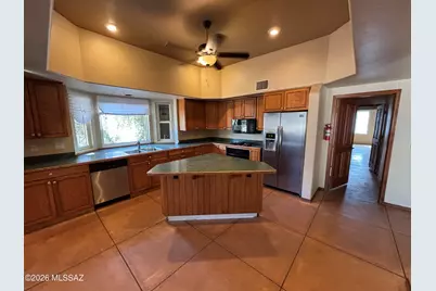1701 E Lind, Tucson, AZ 85719 - Photo 7