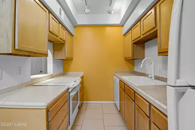 5750 N Camino Esplendora #116, Tucson, AZ 85718 - Photo 9