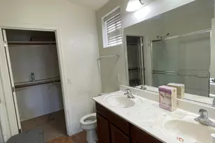 7806 S Hidden Places Loop, Tucson, AZ 85756 - Photo 11