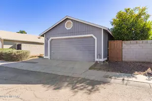 1859 Bel Aire Ct, Tucson, AZ 85705 - Photo 3