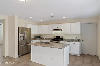 3505 N Sierra Springs Drive, Tucson, AZ 85712 - Photo 7