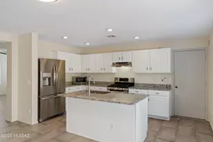 3505 N Sierra Springs Dr, Tucson, AZ 85712 - Photo 7