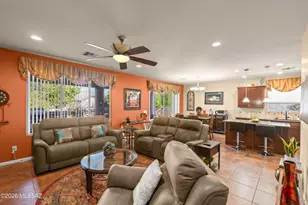 2227 E Apache Springs Ln, Green Valley, AZ 85614 - Photo 9