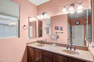 2227 E Apache Springs Ln, Green Valley, AZ 85614 - Photo 19