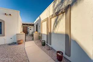 1117 W Camino Sagasta, Green Valley, AZ 85622 - Photo 3