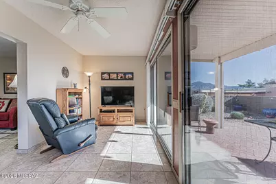 1117 W Camino Sagasta, Green Valley, AZ 85622 - Photo 9