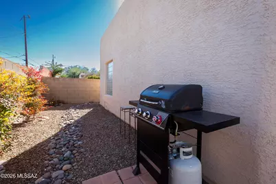 1556 E Painted Colt Loop, Tucson, AZ 85719 - Photo 33