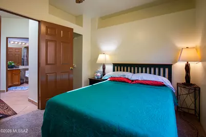 1556 E Painted Colt Loop, Tucson, AZ 85719 - Photo 17