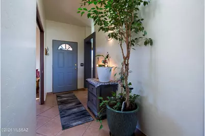 1556 E Painted Colt Loop, Tucson, AZ 85719 - Photo 3