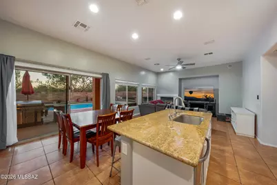8286 N Amber Burst Drive, Tucson, AZ 85743 - Photo 13